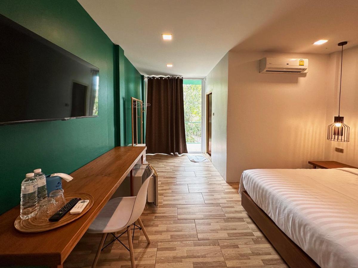 Plernpetch Hotel Surat Thani Exteriér fotografie