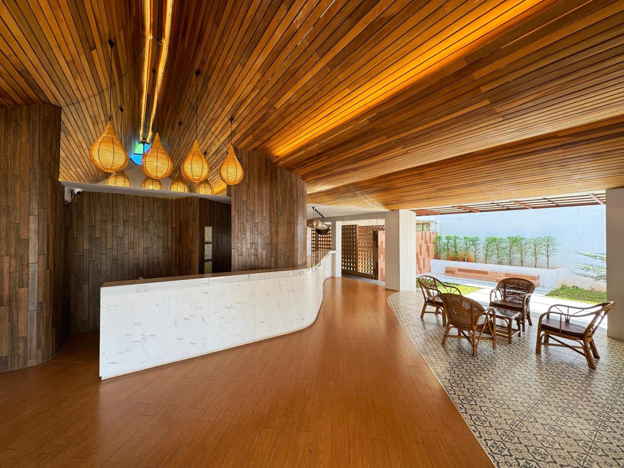 Plernpetch Hotel Surat Thani Exteriér fotografie